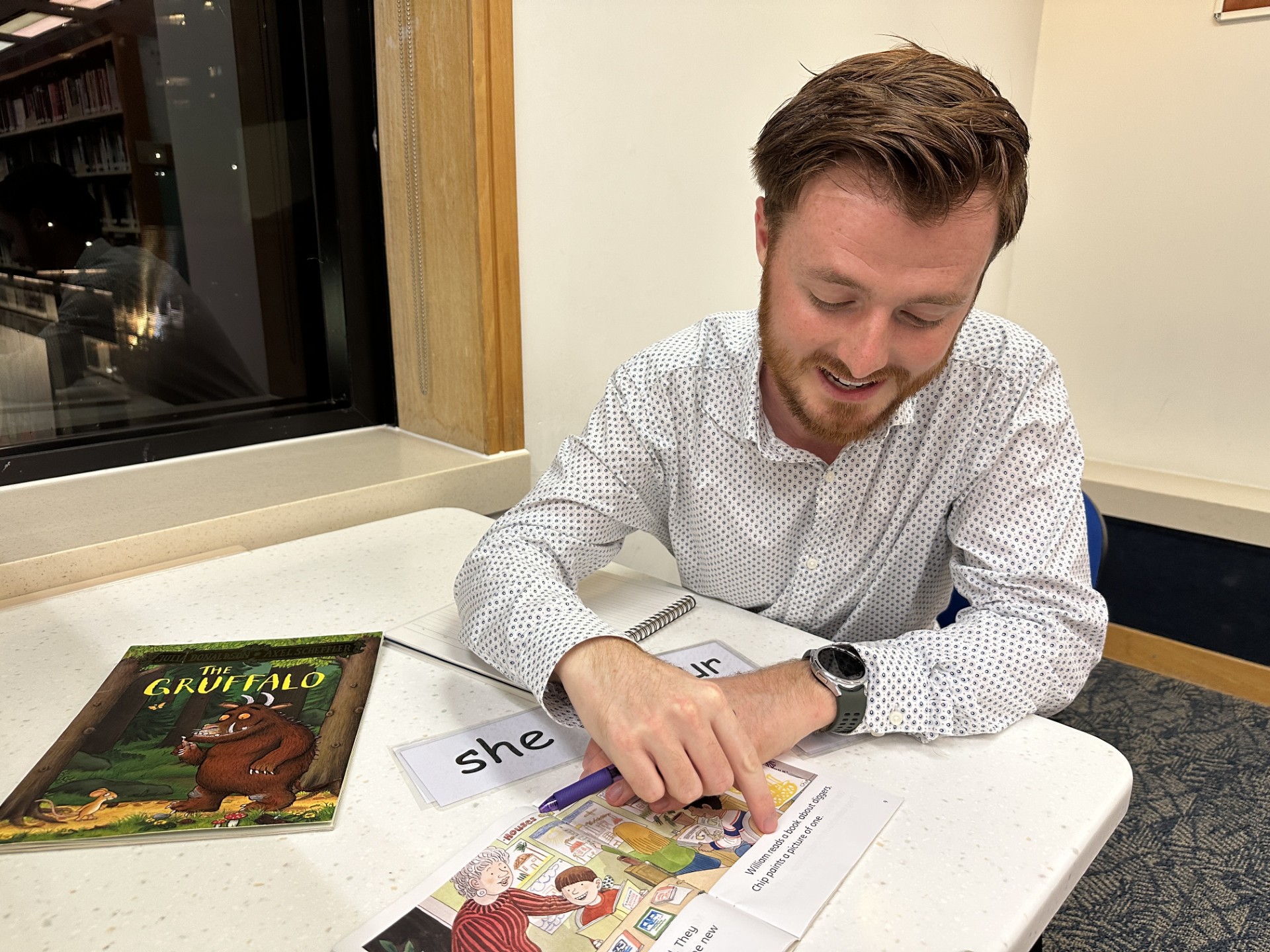 Dominic teaching students English in Hong Kong